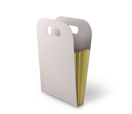 Originelle Kartontasche mit farbigen Seitenfalten