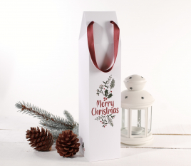 Cardboard wine box with Christmas print