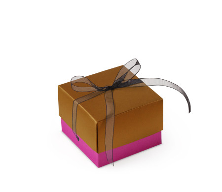 Schöne Geschenkbox mit Deckel und Schleife