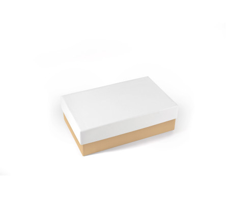 Rigid rectangular box of lined cardboard