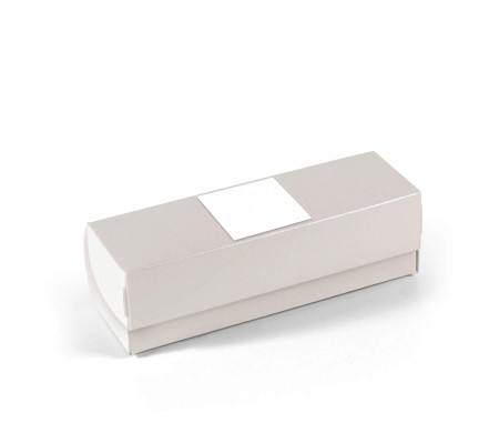 Elongated box with lid for macarons