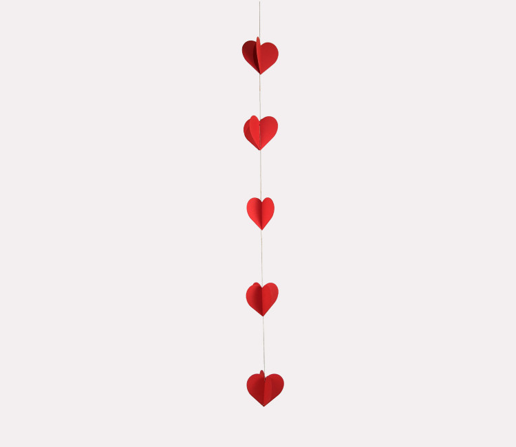 Valentine’s Heart Garland | Retail Window Decoration