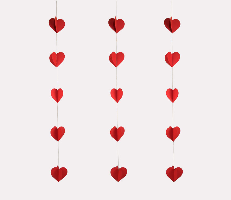 Herzgirlande Valentinstag | Schaufensterdekoration Retail