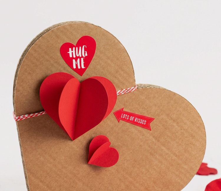 3D Hearts to Decorate Presents