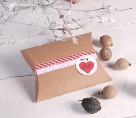 Geschenkbox mit Botschaft für Marken