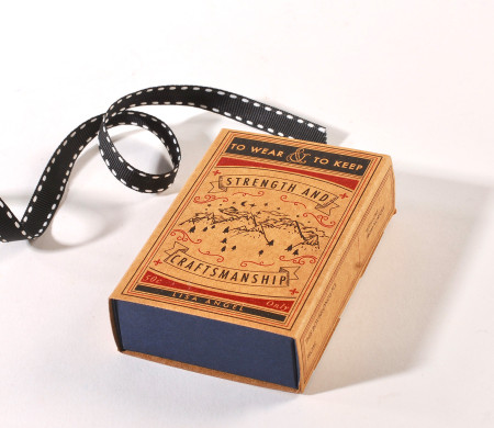 Caja compacta para productos naturales y marcas sostenibles