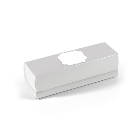 Elongated box with lid for macarons