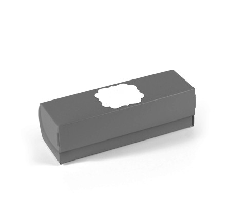 Elongated box with lid for macarons
