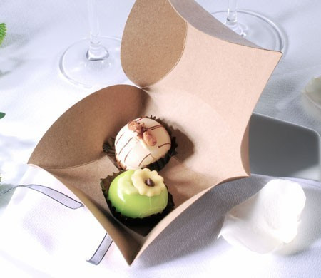 Boîte cadeau en kraft pour un mariage | SelfPackaging