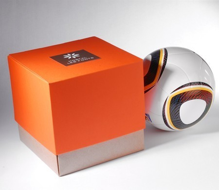 Orange Bicolour Gift Box with a Unique Opening 