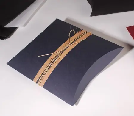 Caja regalo para pañuelos y...
