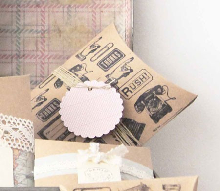 Scatolina kraft con stampa vintage