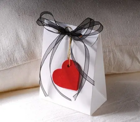 Cajita para regalo de San...