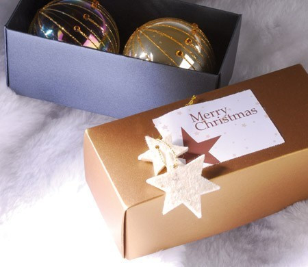 Petite boîte rectangulaire pour Noël Petite boîte rectangulaire pour Noël