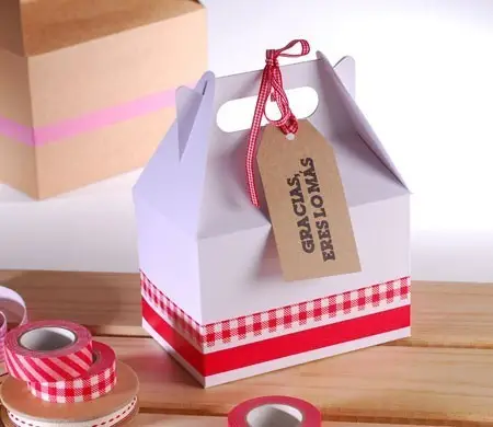 Cajita de picnic blanca...