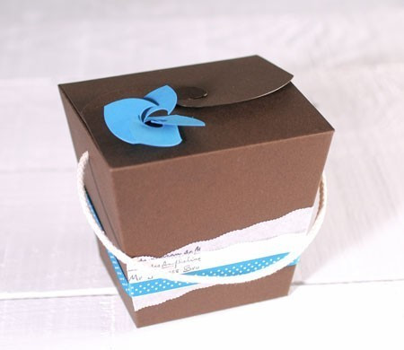 Geschenkbox im Nudelbox-Design