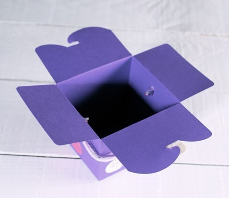 Caja de Regalo Decorada con Lanas