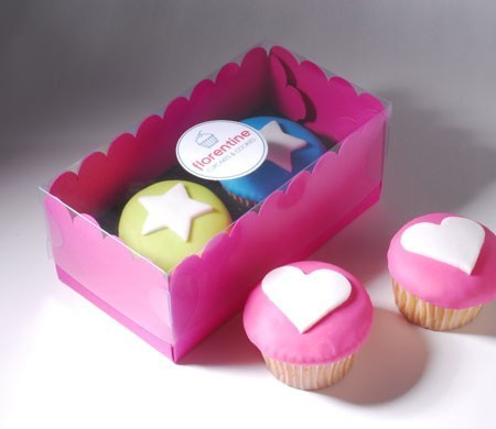Box for two cupcakes in pink and black Box for two cupcakes in pink and black
