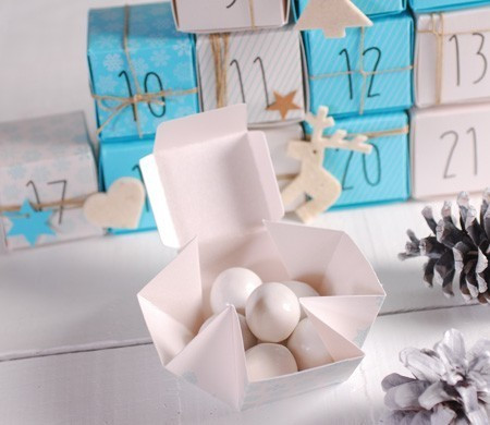 Scatola per realizzare un calendario dell’Avvento Scatola per realizzare un calendario dell’Avvento