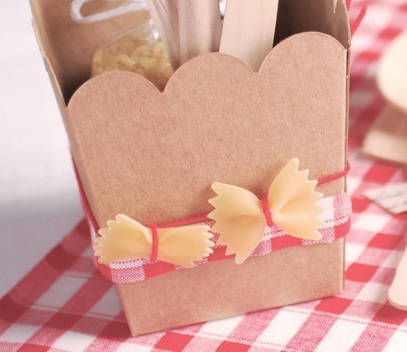 Box with pasta decoration