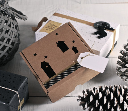 Idea: Scatola Spedizioni Adesivo | SelfPackaging