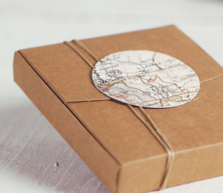 Boîte pour Polaroids décorée | SelfPackaging