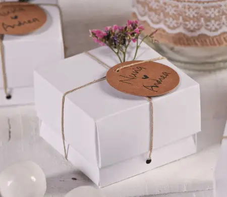 Boîte blanche pour mariages