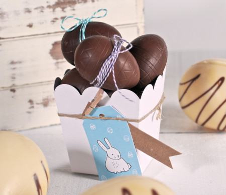 Box for Easter Eggs, Chocolates & Pralines