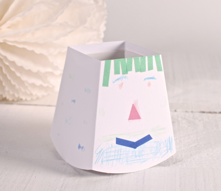 Portapenne per bambini da decorare | Attività DIY