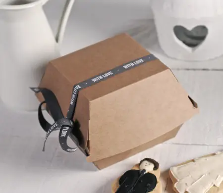 Hamburgerbox With Love