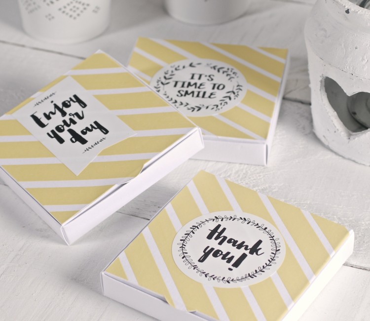 Flat box for little gifts Flat box for little gifts