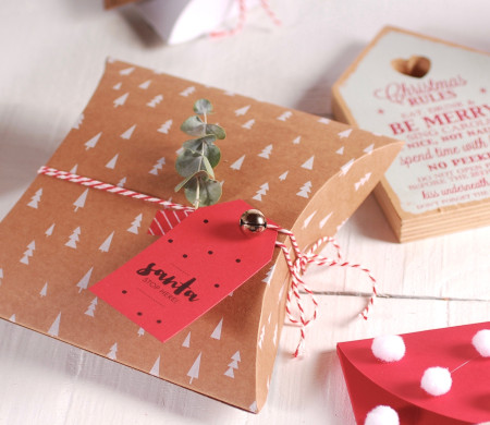 Decorated Christmas Gift Box 