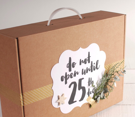 Karton-Koffer für Weihnachtsgeschenke und Geschenksets