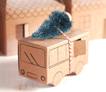 Caja en Forma de Auto para Navidad