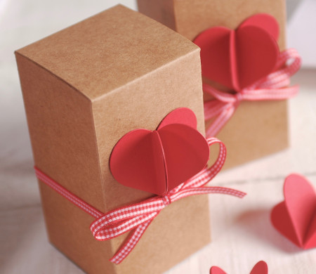 Längliche Geschenkbox für romantische Geschenke