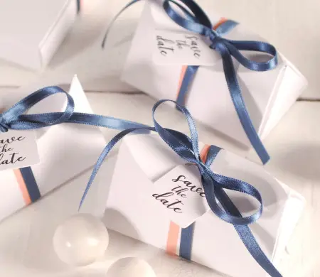 Boxes for wedding favours