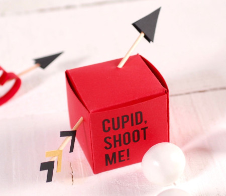 Cajita con flechas de Cupido Cajita con flechas de Cupido