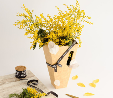 IM Romantic Box For Flowers | SelfPackaging