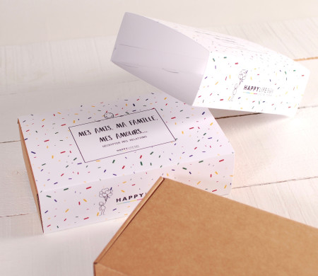 Box with a decorated sleeve