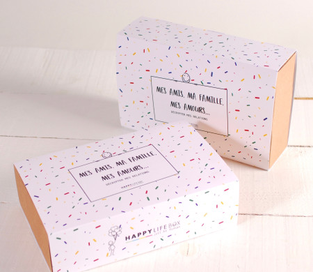 Box with a fully customisable sleeve