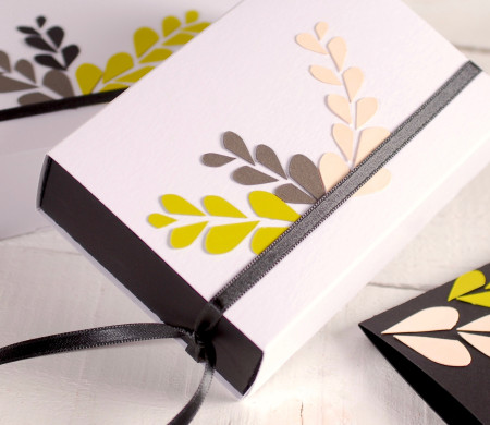 Decoration for boxes