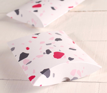Caja de regalo pequeña con terrazzo Caja de regalo pequeña con terrazzo