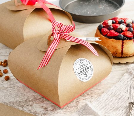 Caja cerrada para tartas, protegiendo el interior