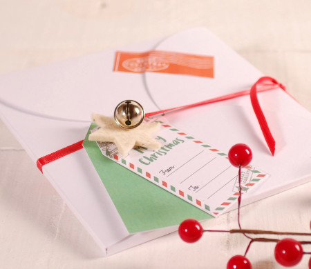 Envelope box decorated for Christmas Envelope box decorated for Christmas