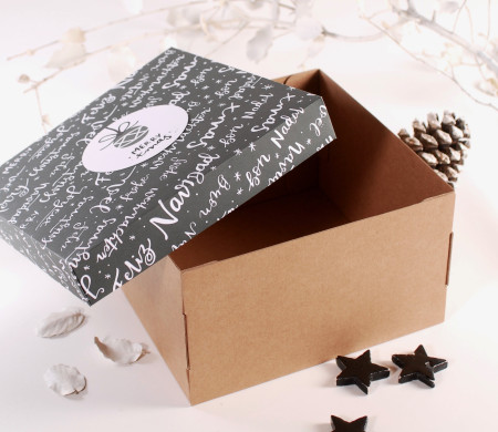 Caja con tapa para regalos navideños Caja con tapa para regalos navideños