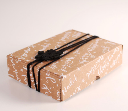 Box to send Christmas gifts