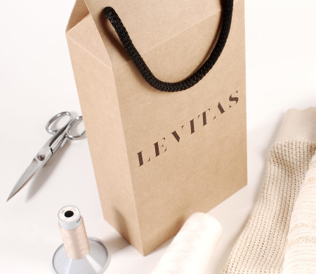 caja regalo tipo bolsa con asas para ropa caja regalo tipo bolsa con asas para ropa