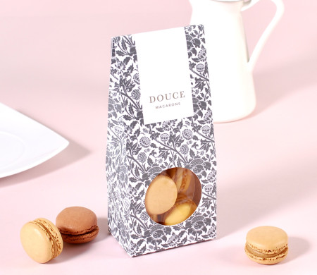 Boîte fenêtre pour macarons Personnalisée | SelfPackaging