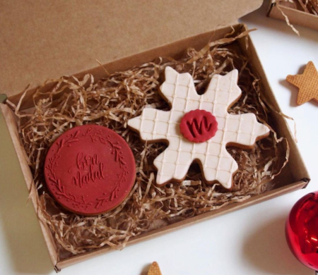 Cardboard shipping box for homemade cookies