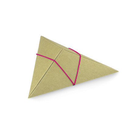 Caja Triangular de Cartón